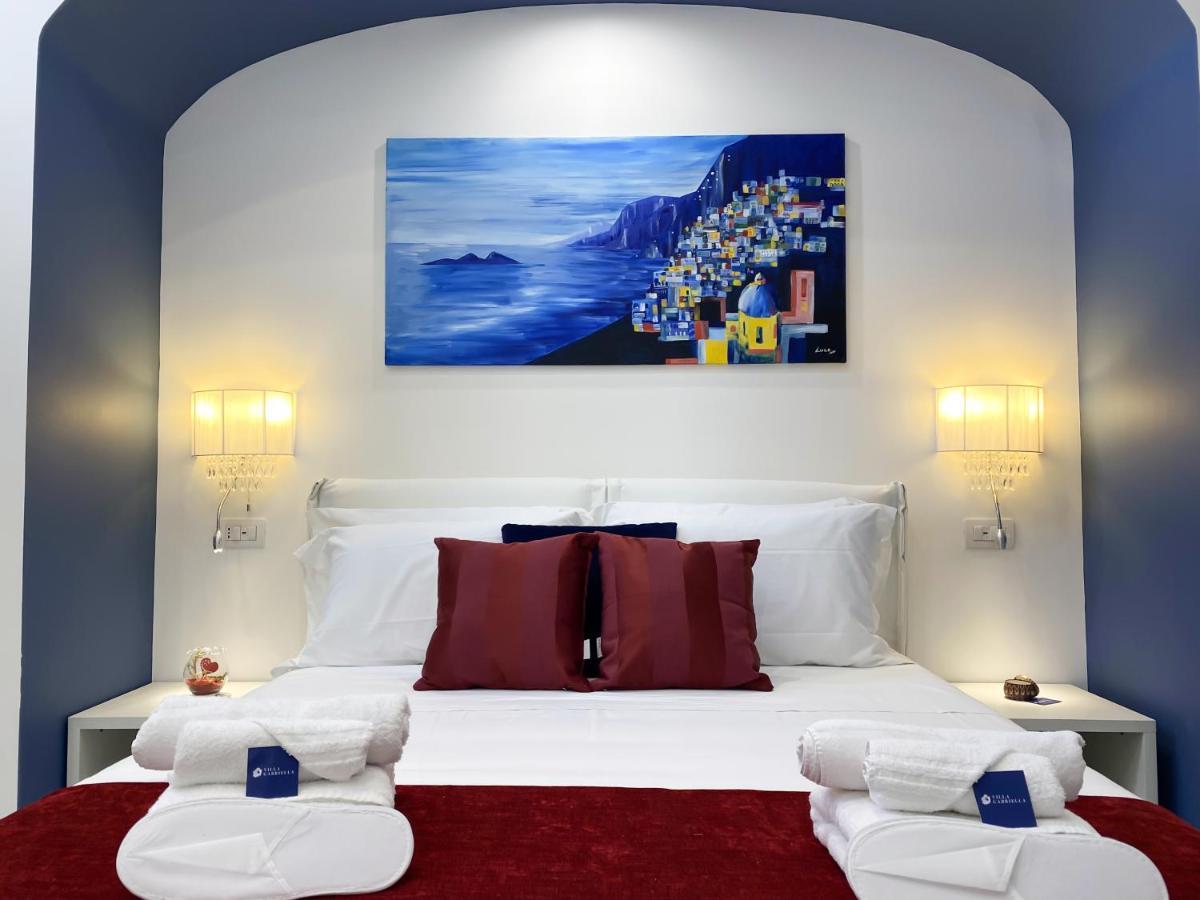 Villa Gabriella - Rooms & Breakfast Сант'Агнело Екстериор снимка