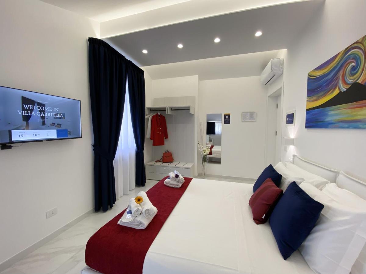 Villa Gabriella - Rooms & Breakfast Сант'Агнело Екстериор снимка